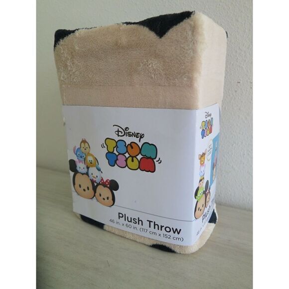 Disney "Tsum Tsum" Plush Throw Blanket, 46" x 60" - Picture 1 of 5